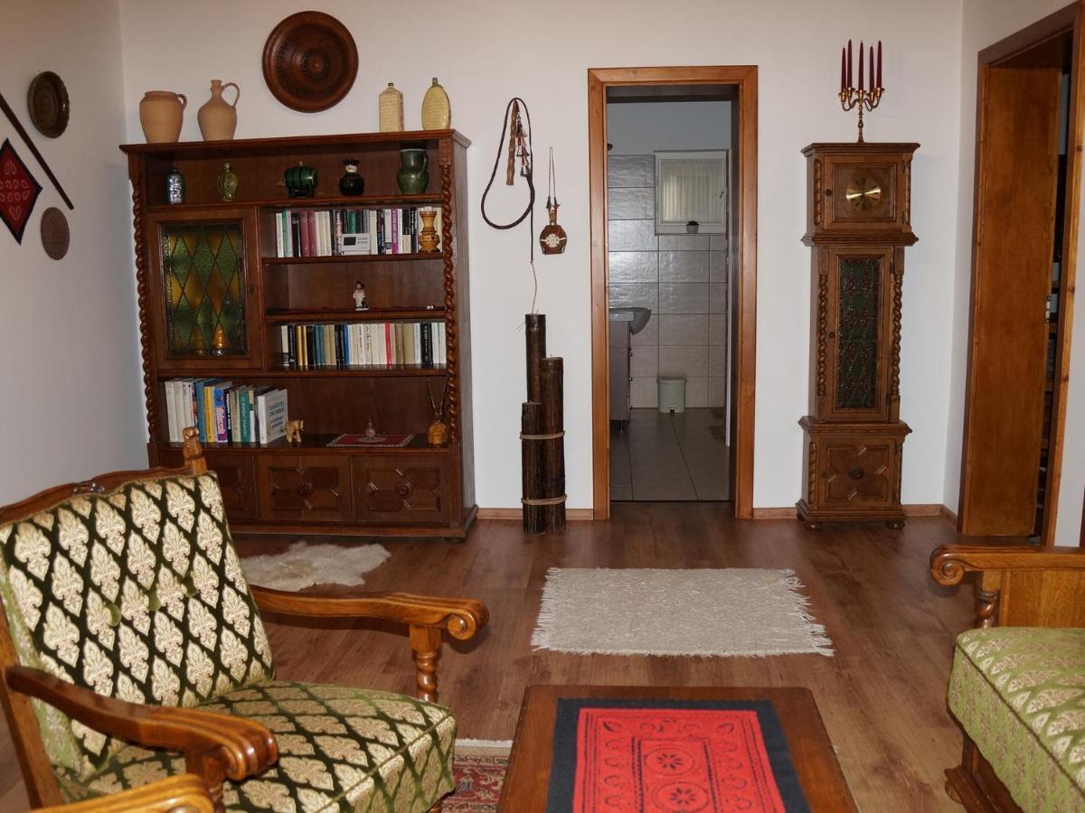 Ferienwohnung Fenyves Vendeghaz Bábolna Exterior foto